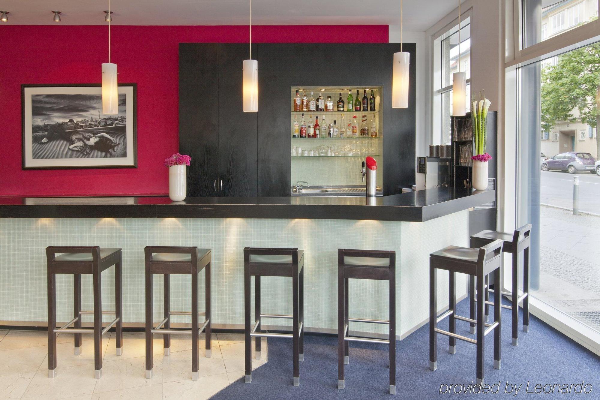 Holiday Inn Berlin City Center East Prenzlauer Berg By Ihg Berlim Restaurante foto